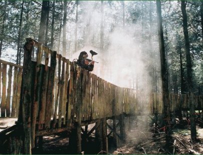 Get your dose of adrenaline in a Paintball Battlefield - Aventura Extrema