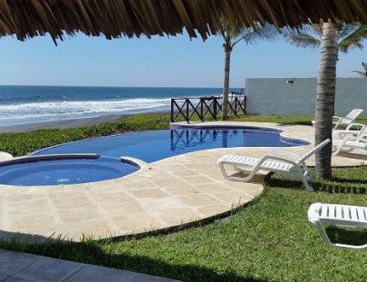 Monterrico Villa Hawaii-A beachfront luxury and unique chalet in Hawaii, Monterrico