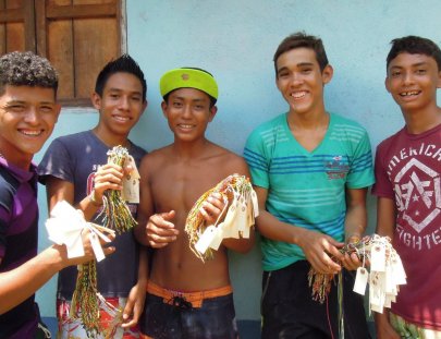La Choza Chula-Surf and volunteer through educational, arts and entrepreneurship projects at El Paredón