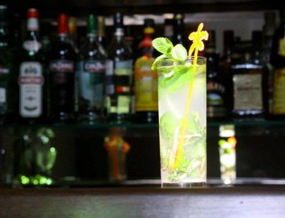 Cafe Bar Habana-Hangout with us in an ambience of Cuban culture