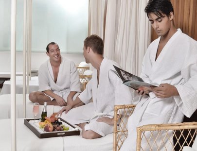 Markus - Spa For Men-A massage from other Galaxy