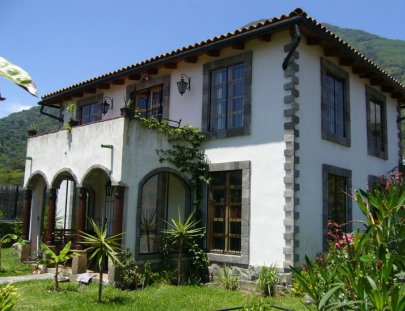 Elegantes Bungalows con vista al lago de Atitlán - Casa Lobo Bungalows