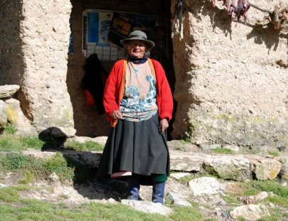 Go2andes-Classic Cordillera Huayhuash trekking circuit