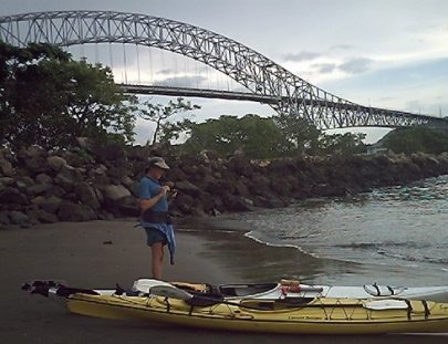 Xpediciones Tropicales-Explore the Panama Canal Water Trails by kayak