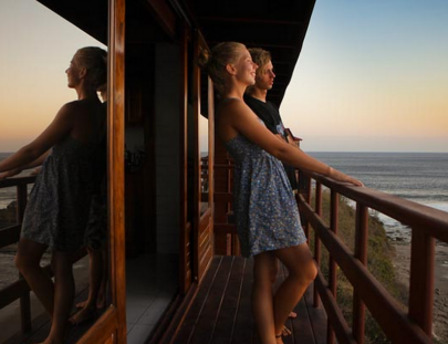 Magnific Rock-El lugar perfecto para surfear en un hospedaje relajado con vistas impresionantes