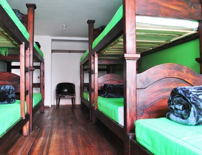 82 Hostel-Un Lugar Chilero Moderno y Comodo