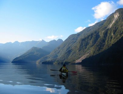 Yak Expediciones-Sea Kayaking and exploring the water surprises of La Patagonia in Chile
