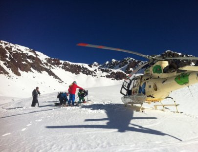 Fly over the high mountains of Los Andes - Eco Copter