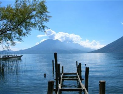 Aviatur-Discover  the 12 Indigenous villages around the lake