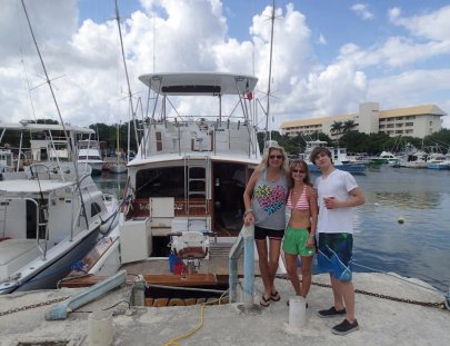 Captain Ron´s Cozumel Boat Charters -Excursión en yate Amanecer en Cozumel