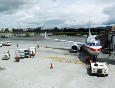 Trips & Tips Guatemala-Servicio de Transporte, Aeropuerto Internacional La Aurora Guatemala - Antigua