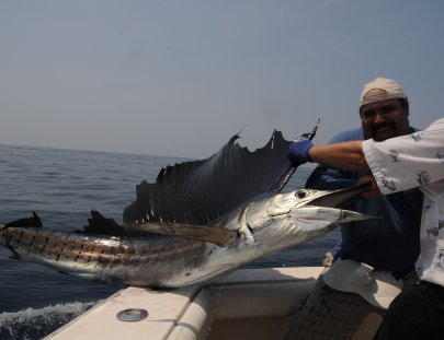 Parlama Sport Fishing-1 día de pesca deportiva en las aguas del Pacífico 