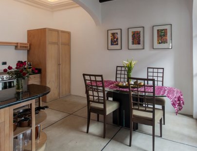 1010 Experiencias- Escápate de la ciudad y hospédate en El Townhouse con vistas al Volcán de Agua en Antigua 