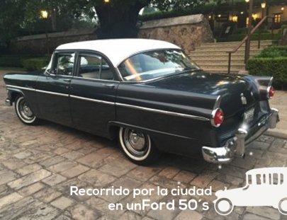 Delta Motors-Romantic tour in a Ford '55 through Guatemala City