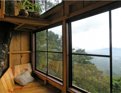 Earth Lodge-The best mountain lodge in Guatemala!