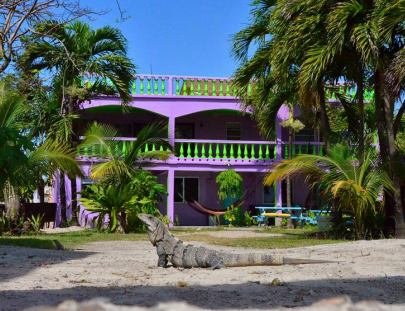 Hostel La Vista-Un hostal en la playa y con vistas a San Pedro