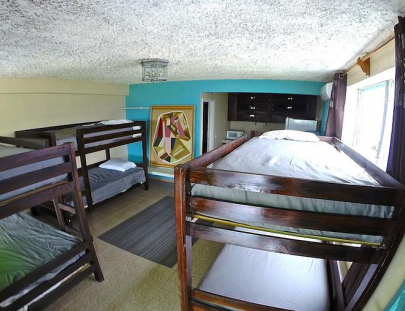 Hostel La Vista-Un hostal en la playa y con vistas a San Pedro