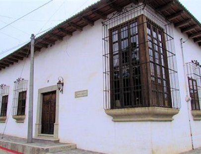 Hotel Candelaria-A colonial style hotel at a historical location