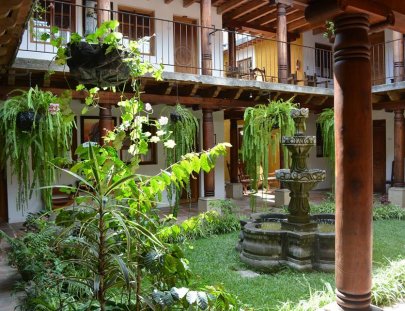 Hotel Candelaria-A truly  beautiful Colonial double bedroom