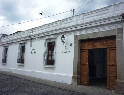 Hotel Casa Noble-Stay in a hotel with a majestic view of the volcanoes