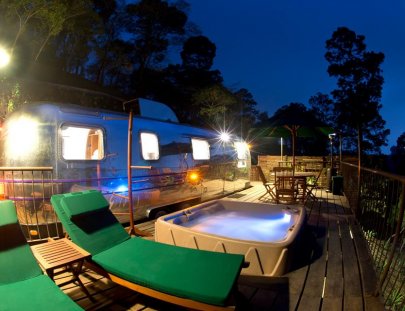 Glamping dentro de un Delux Airstream Camper - Hotel Casa Santo Domingo