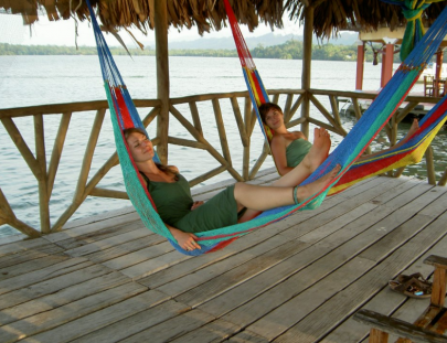 Hotel La Casa Rosada-Stay at a Rustic hotel in the rainforest  of Livingston