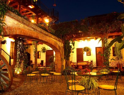 Hotel La Posadita-A night in a traditional and colonial hotel