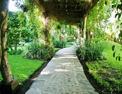 Hotel Real Plaza-Stay at a luxurious and colonial classic hotel