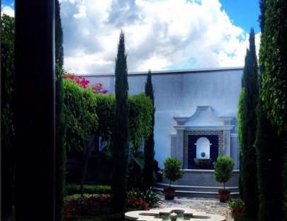 Hotel San Rafael-Una estadía de lujo  en Antigua + quesos y vino + desayunos para 2 