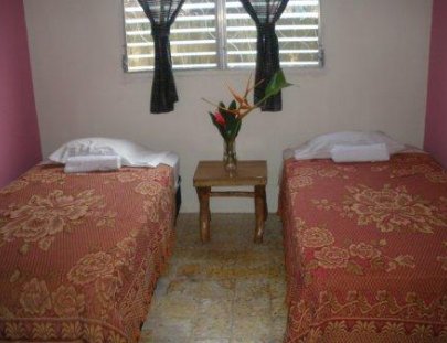 Bed & Breakfast Casa Nostra-Bed & Breakfast on the Río Dulce