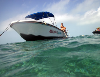 Grump And Happy-Snorkel around the island of San Pedro 