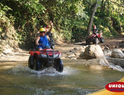 Aventura en ATV por el Río Cuale y la Jungla - Unique ATV Tours