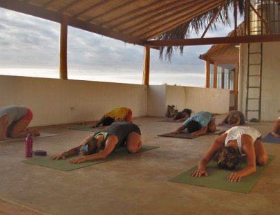 Mancora Yoga-Yoga Classes in a beachfront hotel