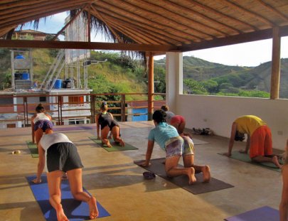 Mancora Yoga-Yoga Classes in a beachfront hotel