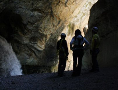 Autana-Rappel in the Autisha Canyon
