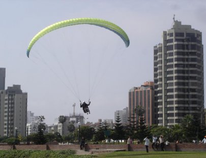 Aeroextreme-Tandem Paragliding over Miraflores