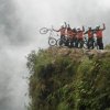 Vertigo Biking Co.-Tour en Bicicleta extremo en el camino más peligroso del mundo