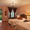 Hotel Las Farolas -Enjoy your stay in a former coffee plantation in Antigua Guatemala