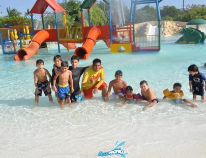 Aguamania-A WATER PARK with a view over Lake Maracaibo