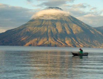 Aviatur-Discover  the 12 Indigenous villages around the lake