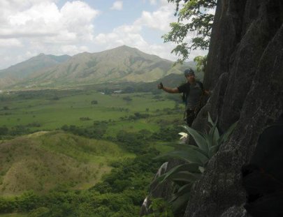 Climbing Venezuela-Climbing the limestone cliffs of Los Morros de San Juan 