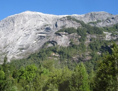 Cabalgatas Cachamó-Horseback expedition at Cochamo Valley