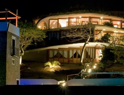 Maunt Hartman, Bay State-Stay inn the newest and most exclusive hotel in Grenada