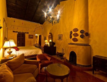 Hotel Atitlan -Un jardín espectacular con vista al Lago Atitlán