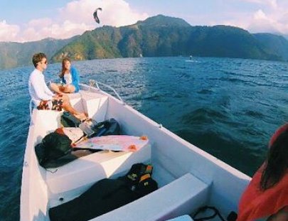 Ikiteguate-Learn Kitesurfing for a weekend in Lake Atitlán