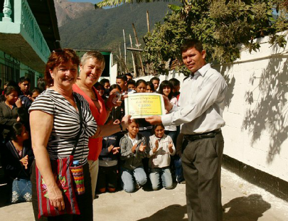 Los Niños-Develope educational projects