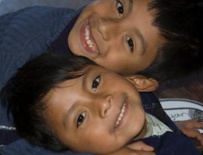 Ayuda a cuidar y educar a 5000 niños huérfanos - The GOD'S CHILD Project