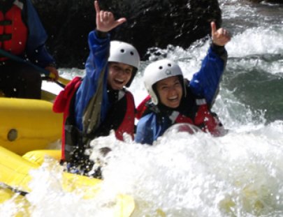 Activities Peru-Rafting class III and IV rapids in the Andes near Cusco