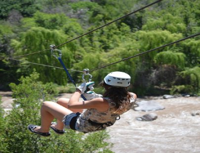 Hacienda Los Castaños-Canopy across the Maipo River