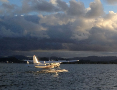 Vuela en un Seaplane tomando Champagne al atardecer - Seaplanes in Paradise